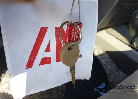 2010 Jeep Wrangler Unlimited Sport z USA, uszkodzony, nr VIN 1J4BA3H16AL135093